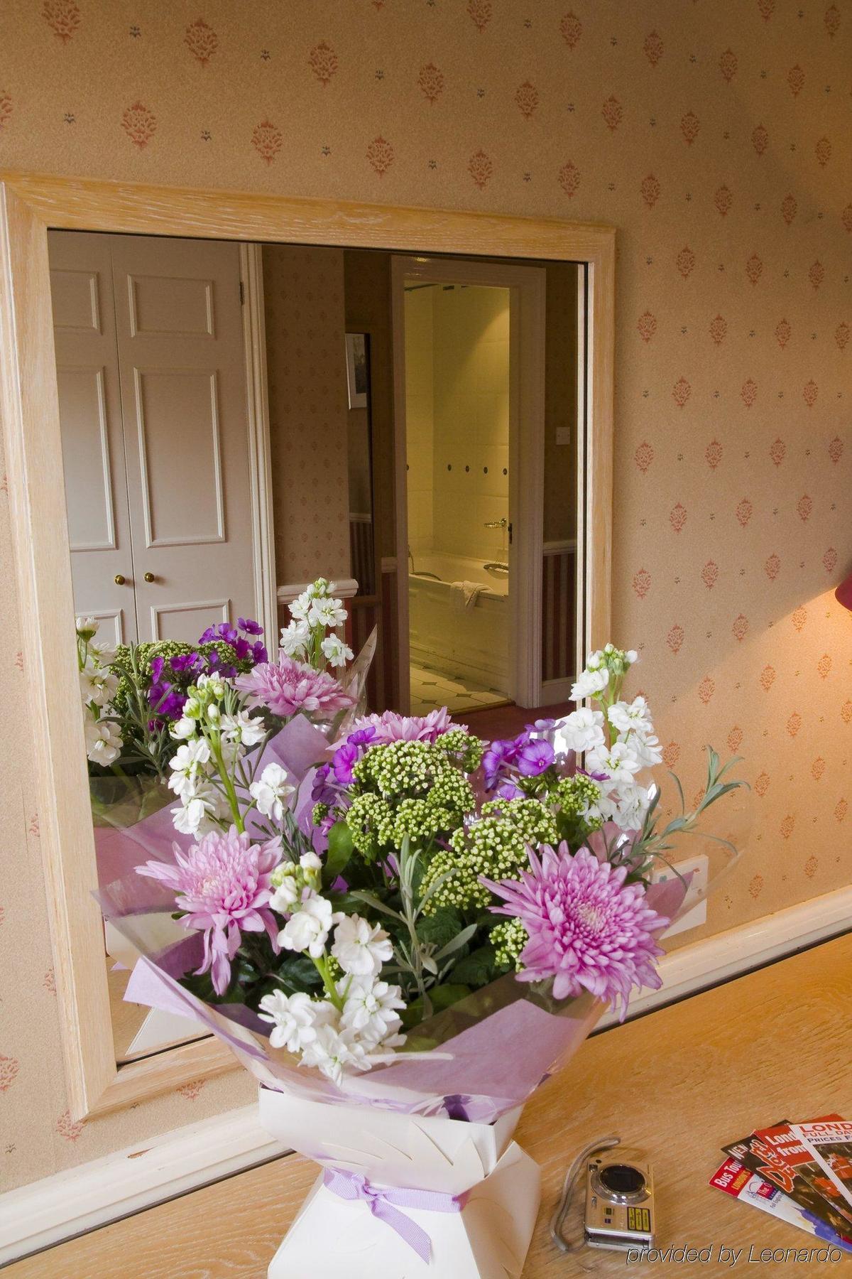 Langorf Hotel London Room photo